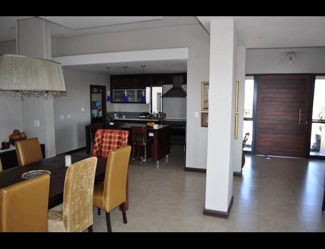 5 BEDROOM HOUSE FOR SALE IN SIMBITHI ECO ESTATE